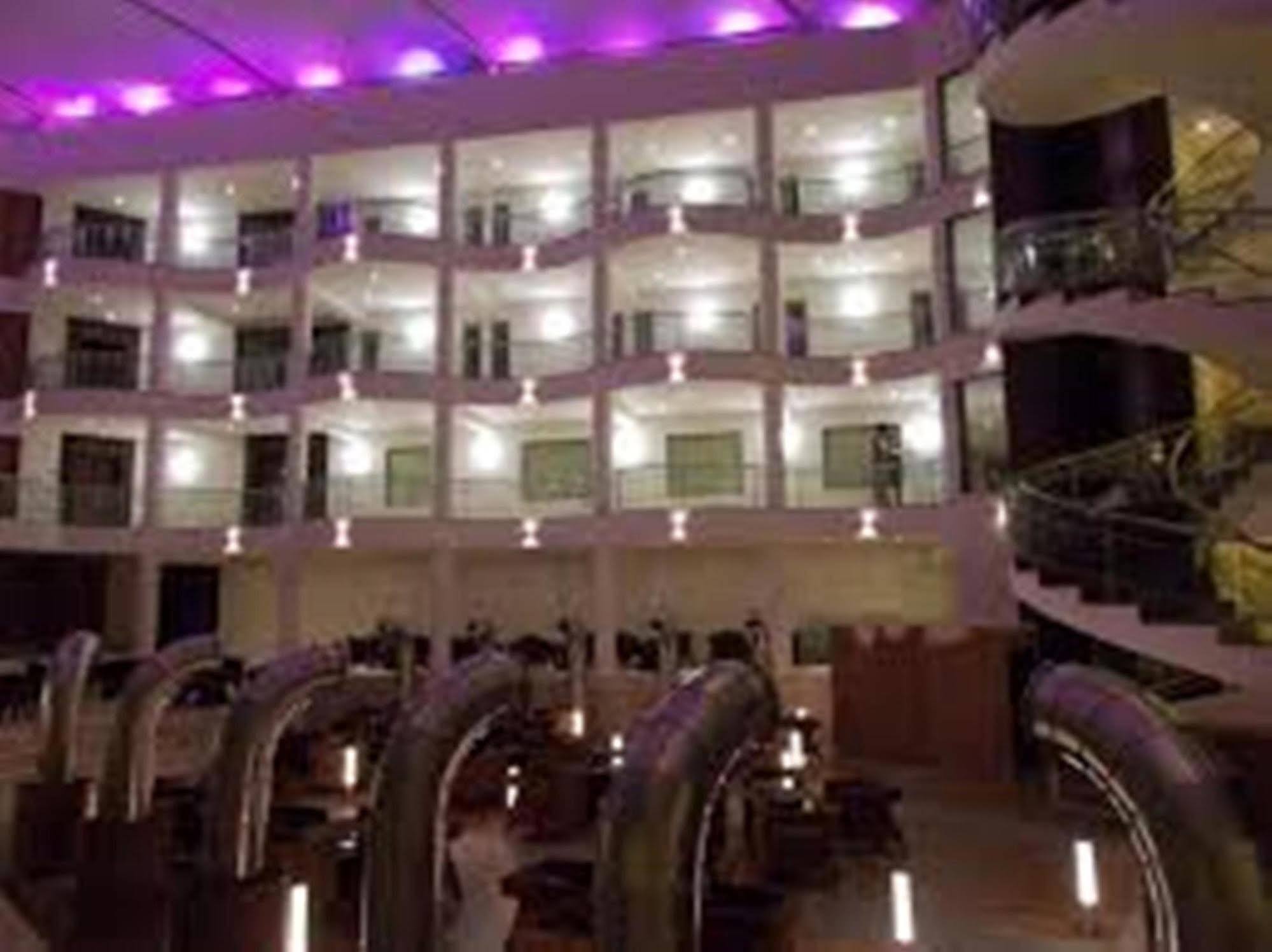 Regenta Central Harimangala Bharuch Exterior photo